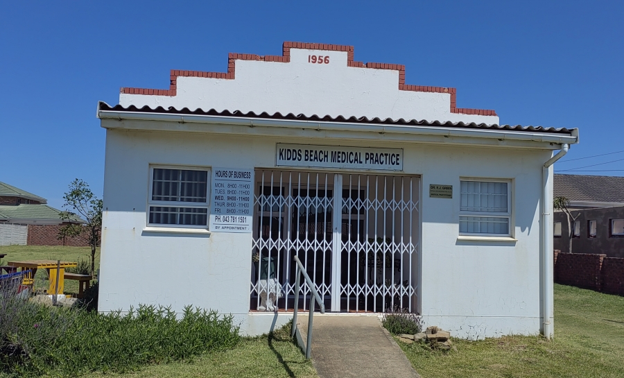 2 Bedroom Property for Sale in Kidds Beach Eastern Cape